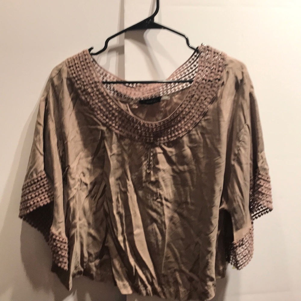 Khaki silk cropped top, cute.
